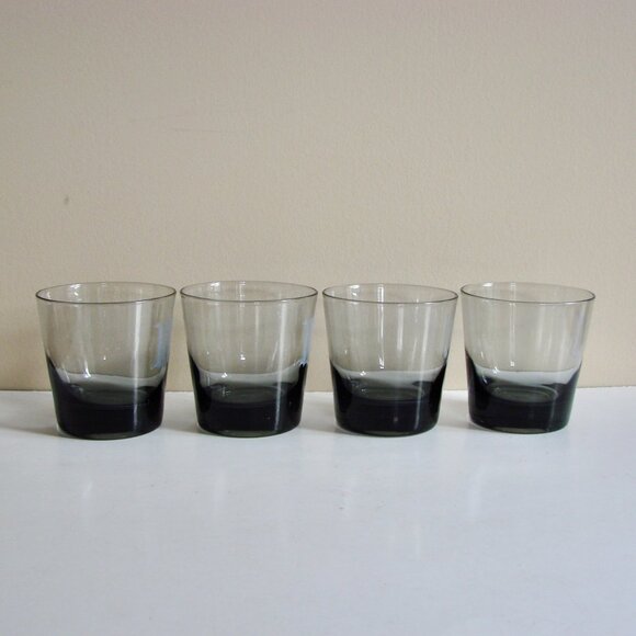 Vintage Set of 4 Bar Glasses Smoke Gray Purple Whiskey Lowball Monogrammed "W" - Picture 7 of 11